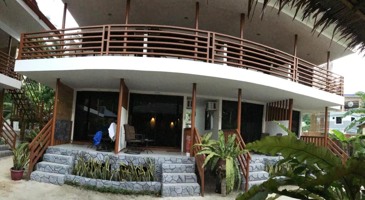 Soeliana Resort General Luna  Exteriör bild